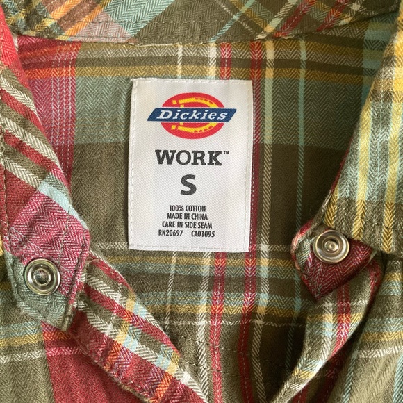 Dickie’s Western button up shirt - Picture 3 of 6